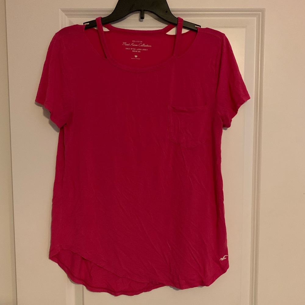 Hollister must have collection shirt